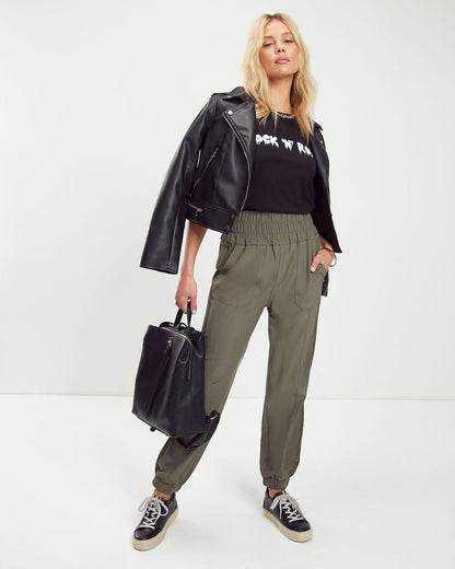 Chill Out Days Pocketed Jogger Pants - Olive