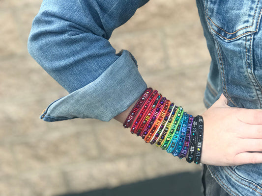 Bracelet - beaded single - MANY COLORS