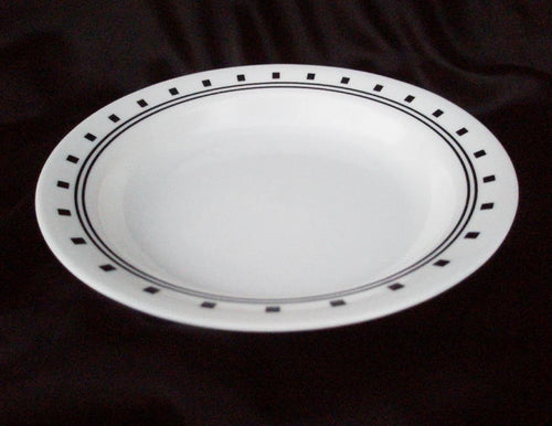 ❤️ Corelle CITY BLOCK 15-oz Flat RIMMED SOUP BOWL Pasta Stew 8.5" BLACK White