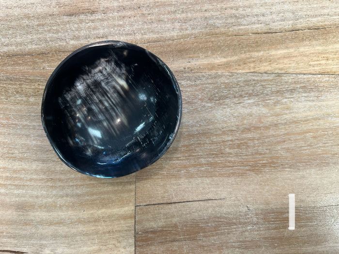 Cowhorn ring bowl