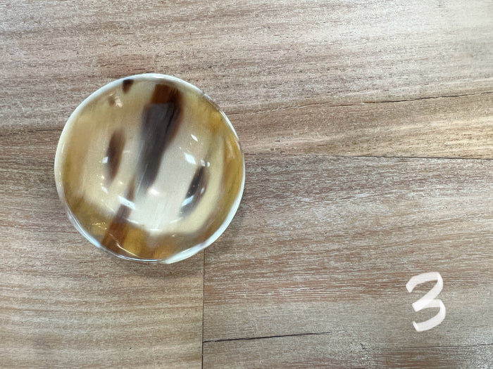 Cowhorn ring bowl