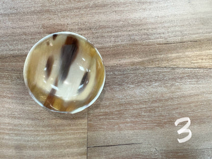 Cowhorn ring bowl