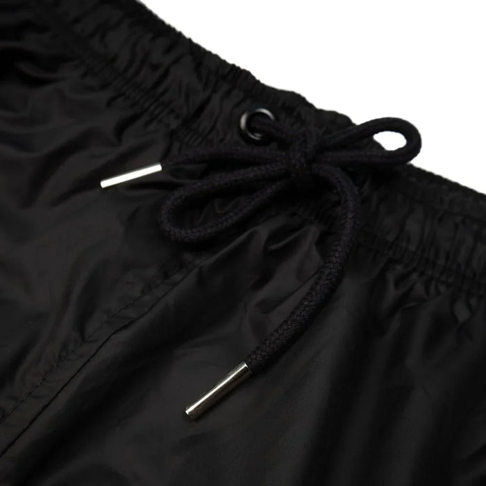 Shorts Arabic Script Preto - Four Street