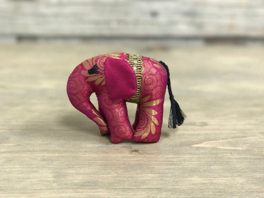 Small Sari Elephants